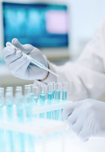 Lab_Tech_Image